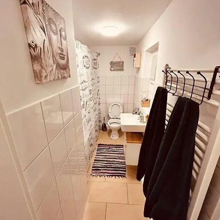 Schickes Messe Mitten In Apartmán Essen