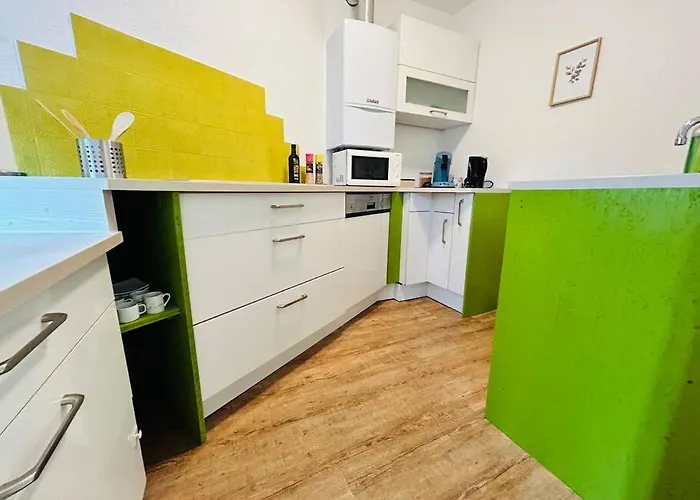 Schickes Messe Mitten In Apartament *